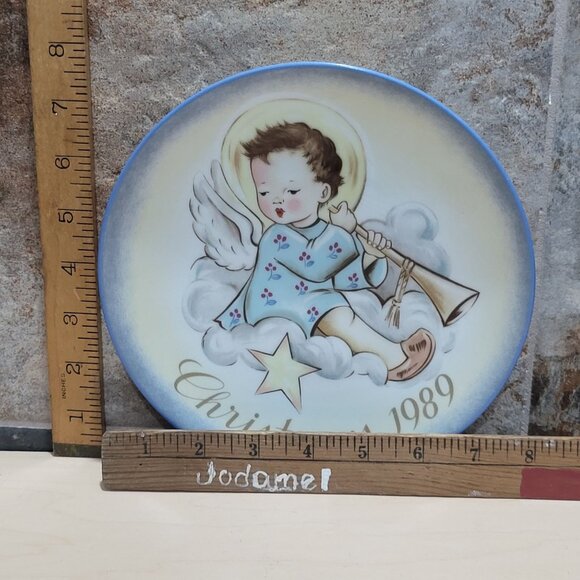 Schmid Hummel Christmas 1989 Angelic Musician Decorative Wall Hanging Plate - Picture 6 of 12